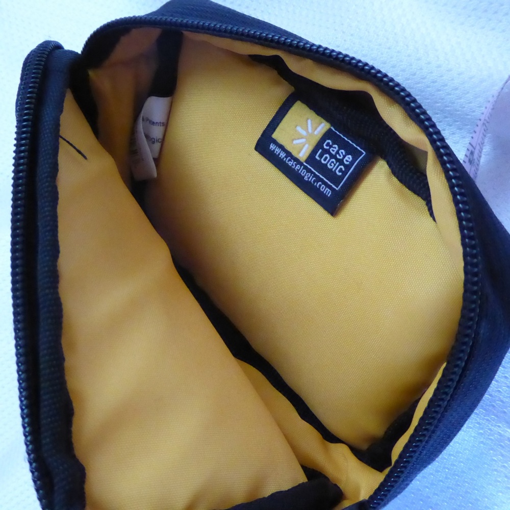 Case Logic Camera Case - image 4